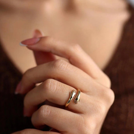 Hug Ring