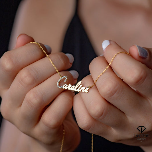 DIAMOND NAME NECKLACE -