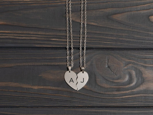 PERSONALIZED SPLIT NECKLACE - FOR LOVERS!